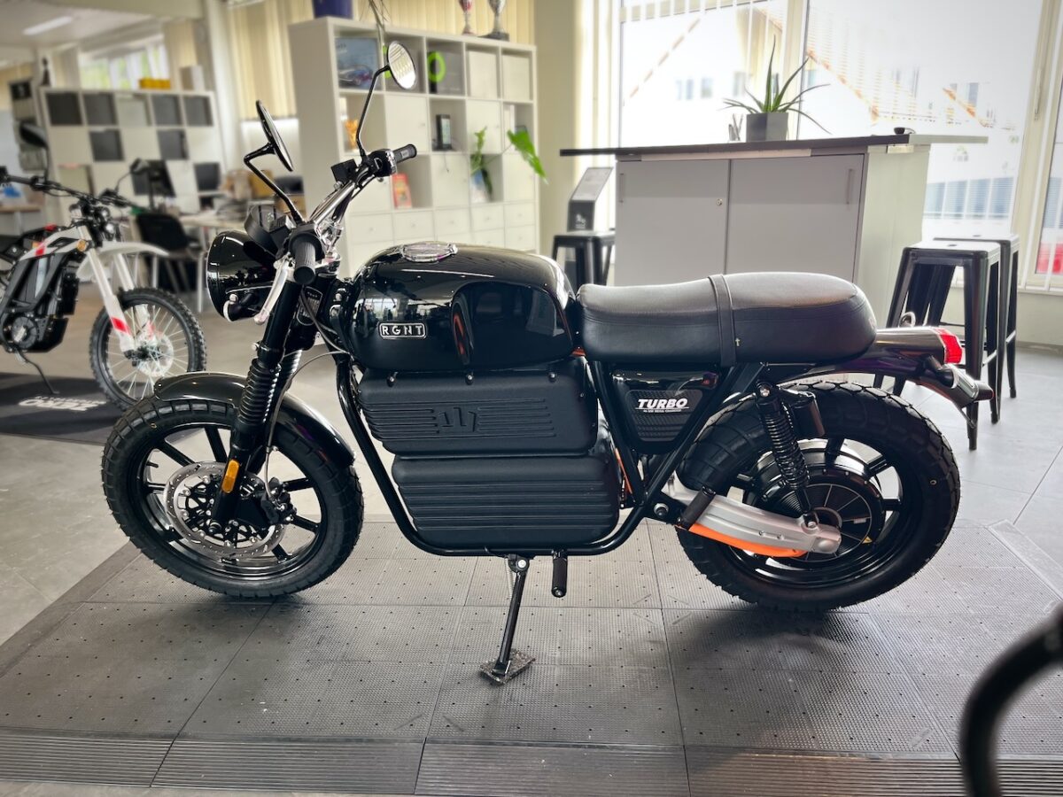 THE RGNT TURBO | 46 kW max. Leistung | Typ 2 | schwarz – Bild 3